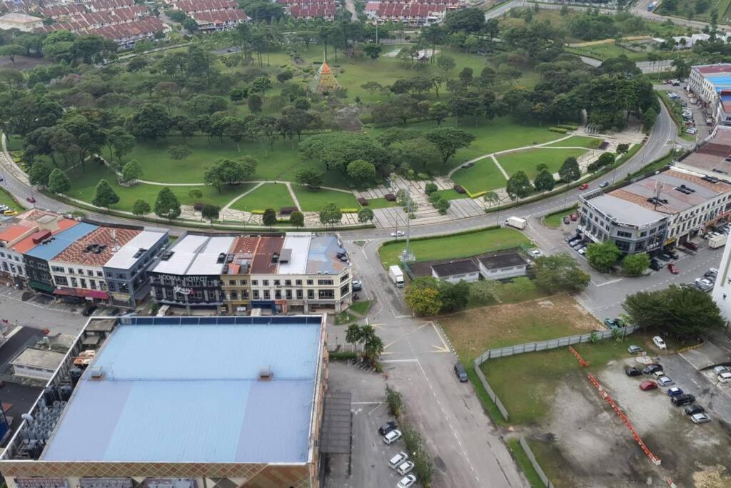 Cozy Sky Loft 5 Guests With Netflix & Facilities L28 *