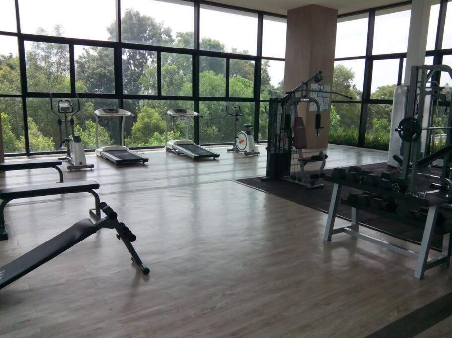 Cozy Sky Loft 5 Guests With Netflix & Facilities L28 * Johor Bahru
